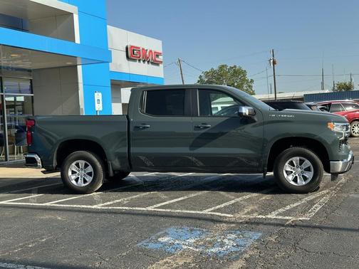 2025 Chevrolet Silverado 1500 LT