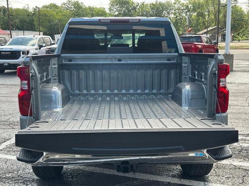 Sterling Gray Metallic 2026 Chevrolet Silverado 1500 LT
