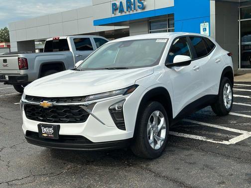 Summit White 2026 Chevrolet Trax LS