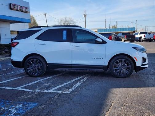 2022 Chevrolet Equinox FWD RS