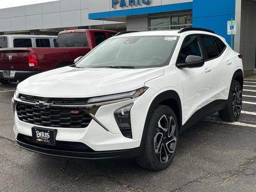 Summit White 2026 Chevrolet Trax FWD 2RS