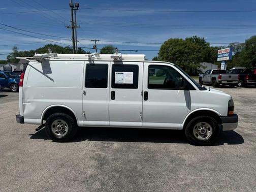 Summit White 2014 GMC Savana 2500 Work Van