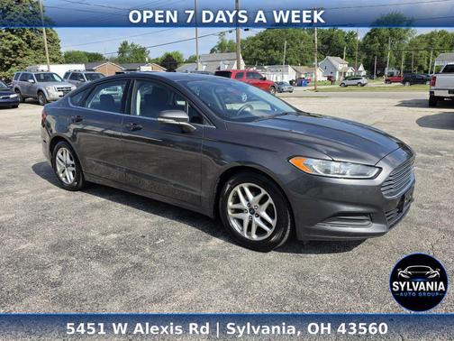 White Platinum Metallic Tri-Coat 2015 Ford Fusion SE
