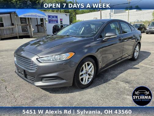 White Platinum Metallic Tri-Coat 2015 Ford Fusion SE