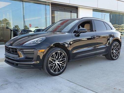 2024 Porsche Macan 