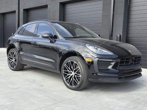 2024 Porsche Macan 