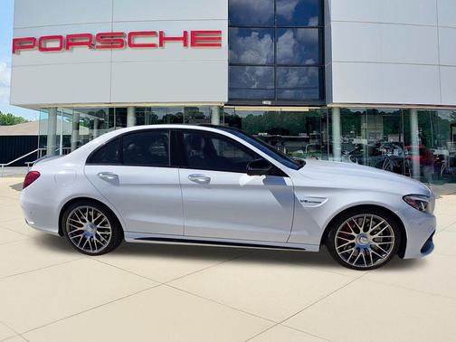 2017 Mercedes-Benz AMG C 63 S