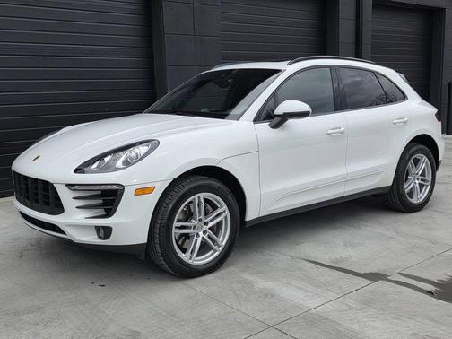 2018 Porsche Macan 