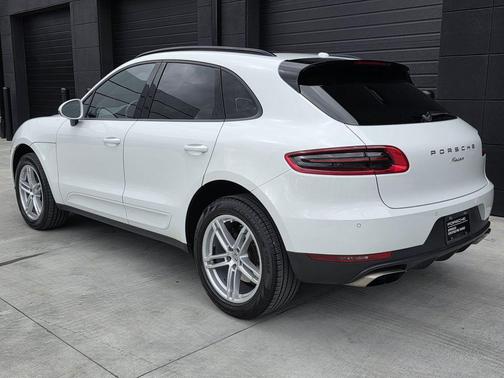 2018 Porsche Macan 