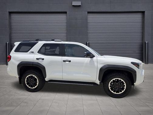 Ice 2025 Toyota 4Runner Sport