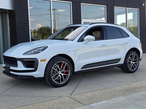 2022 Porsche Macan S
