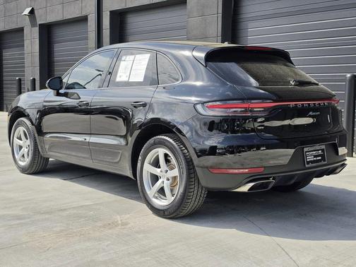 Black 2021 Porsche Macan Base