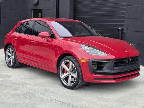 2025 Porsche Macan GTS