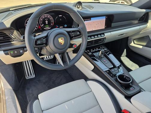 2025 Porsche 911 Targa 4 GTS
