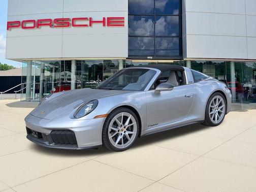 2025 Porsche 911 Targa 4 GTS