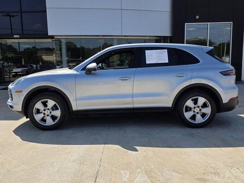 2019 Porsche Cayenne Base