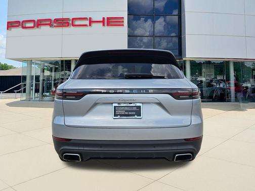 2019 Porsche Cayenne Base