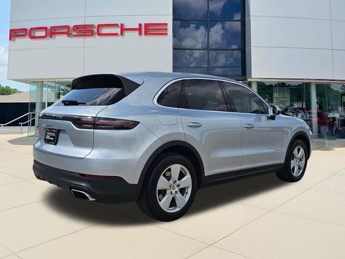 2019 Porsche Cayenne Base