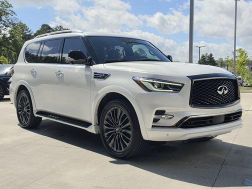 Aspen White 2024 INFINITI QX80 SENSORY
