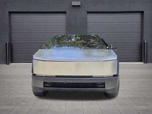 Stainless Steel 2024 Tesla Cybertruck Cyberbeast