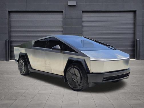 Stainless Steel 2024 Tesla Cybertruck Cyberbeast