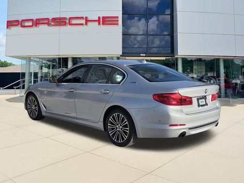 2019 BMW 530e iPerformance