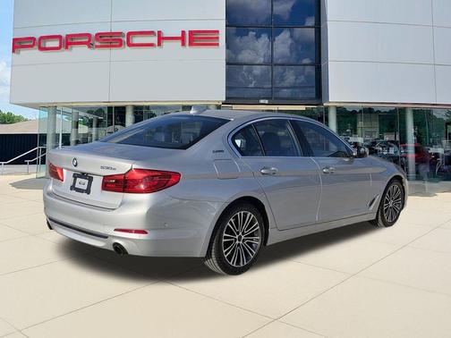 2019 BMW 530e iPerformance