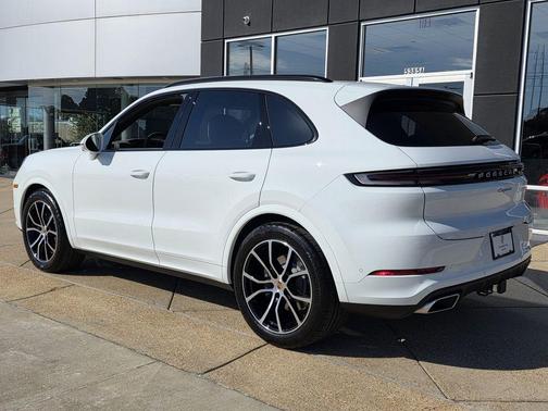 2026 Porsche Cayenne Base