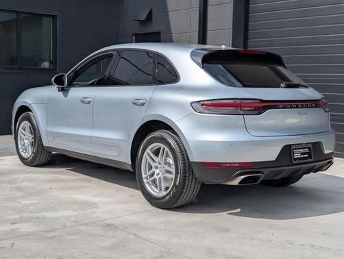 2020 Porsche Macan Base