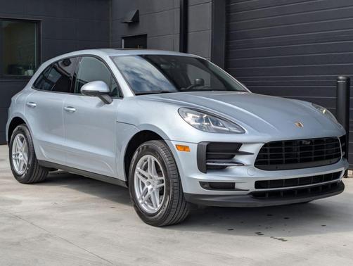 2020 Porsche Macan Base