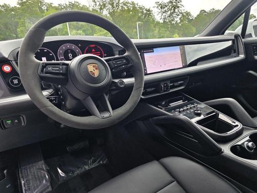 White 2025 Porsche Cayenne Base
