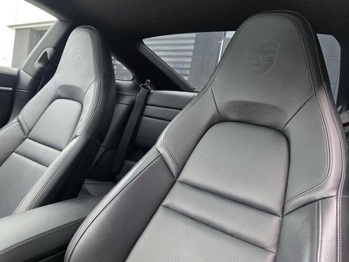 2021 Porsche 911 Carrera S