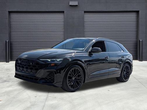 2024 Audi SQ8 4.0T Premium Plus