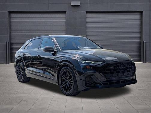 Mythos Black Metallic 2024 Audi SQ8 4.0T Premium Plus