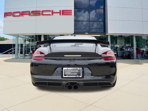 2016 Porsche Cayman GT4