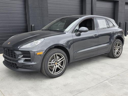 2021 Porsche Macan Base