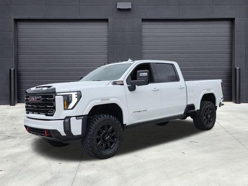 2024 GMC Sierra 2500 AT4