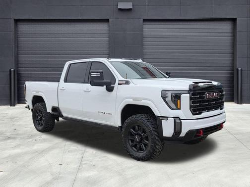 2024 GMC Sierra 2500 AT4