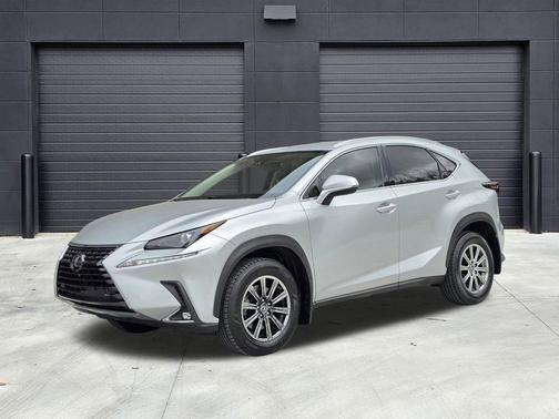 Silver Lining Metallic 2018 Lexus NX 300 Base