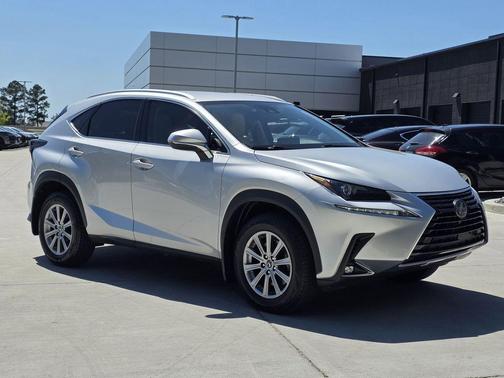 Silver Lining Metallic 2018 Lexus NX 300 Base