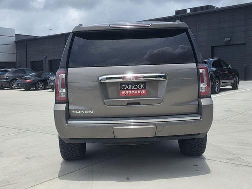 Pepperdust Metallic 2019 GMC Yukon Denali