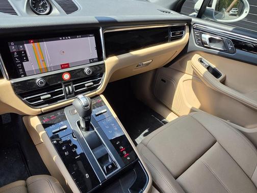 White 2025 Porsche Macan