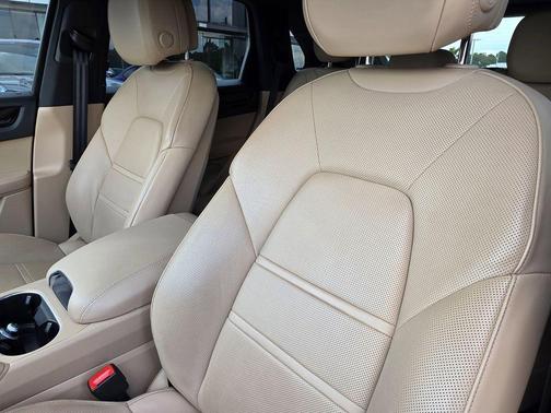 2023 Porsche Cayenne Base (Tiptronic)