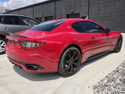 2014 Maserati GranTurismo Sport