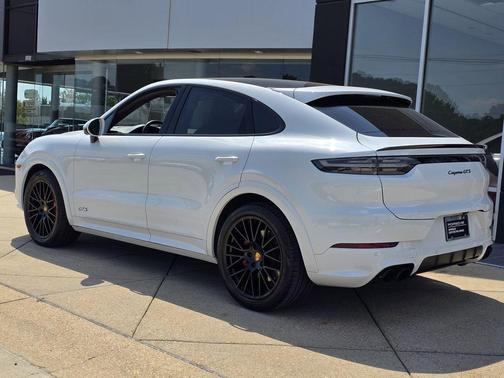 2023 Porsche Cayenne GTS