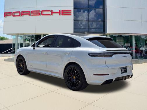 2023 Porsche Cayenne GTS