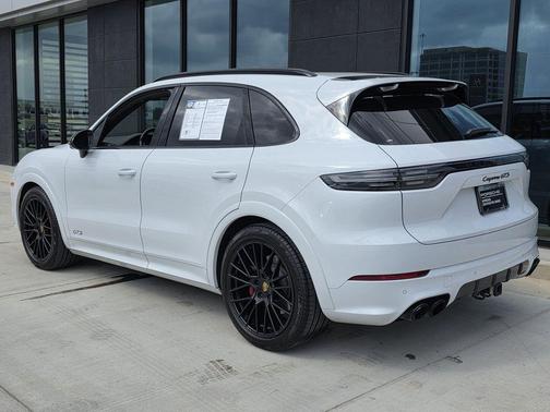 2021 Porsche Cayenne GTS