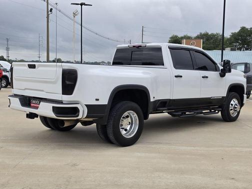 Summit White 2024 Chevrolet Silverado 3500 High Country