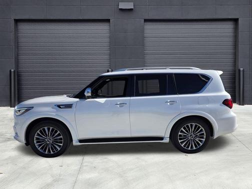 2021 INFINITI QX80 SENSORY