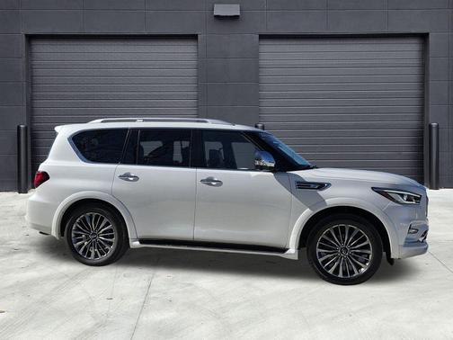 2021 INFINITI QX80 SENSORY